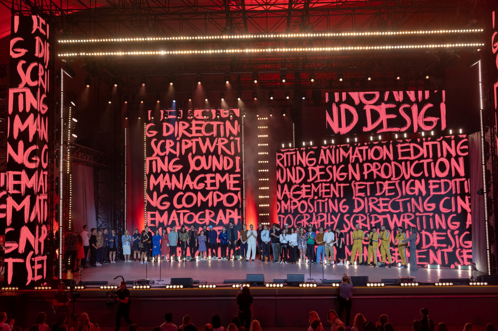 Watch the best films of Papaya Young Directors 8